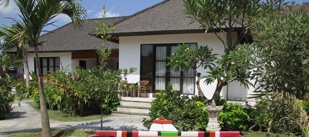 Taman Dewi Sri Villa Et Bungalow بيموتيران المظهر الخارجي الصورة