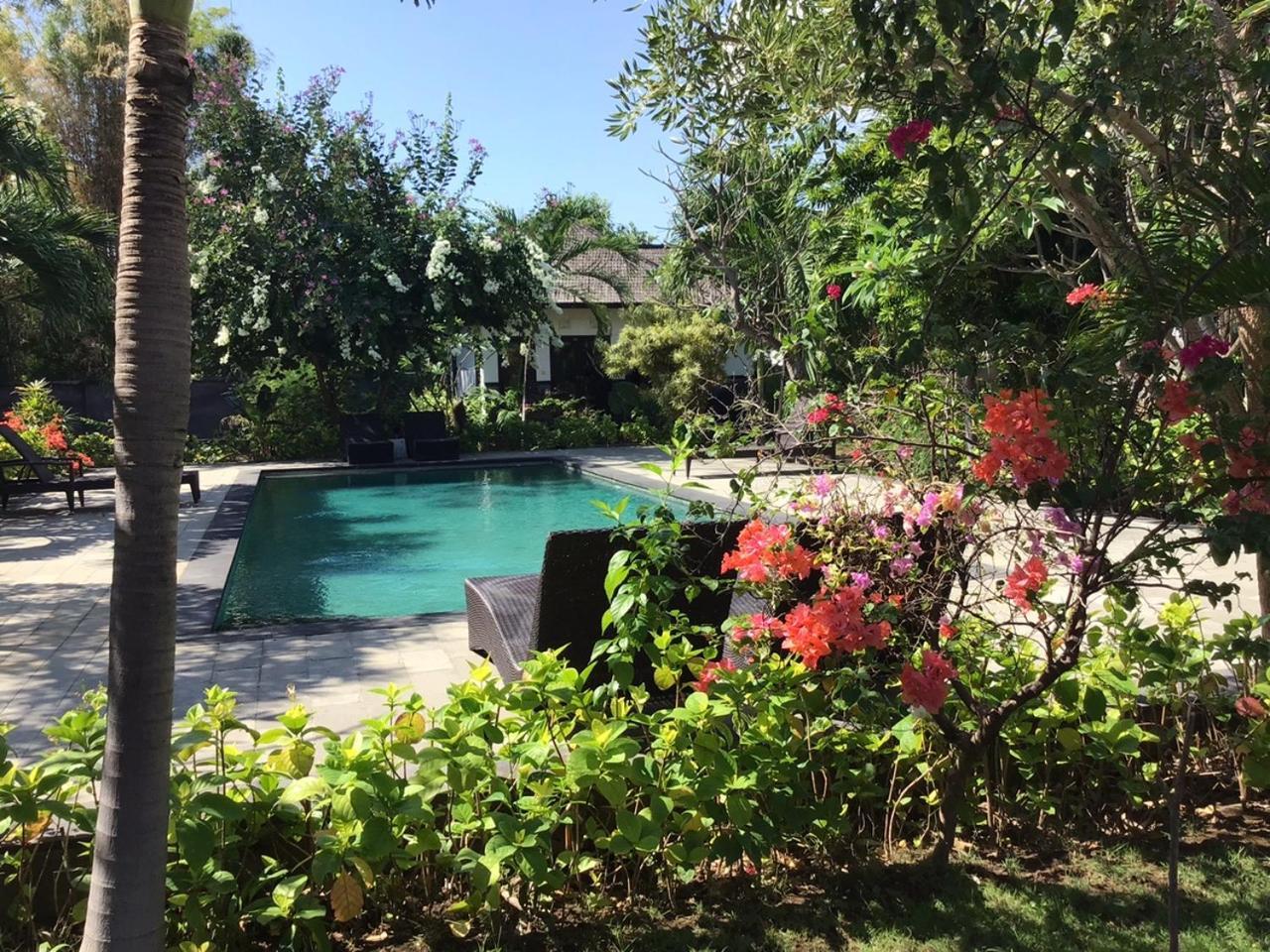 Taman Dewi Sri Villa Et Bungalow بيموتيران المظهر الخارجي الصورة