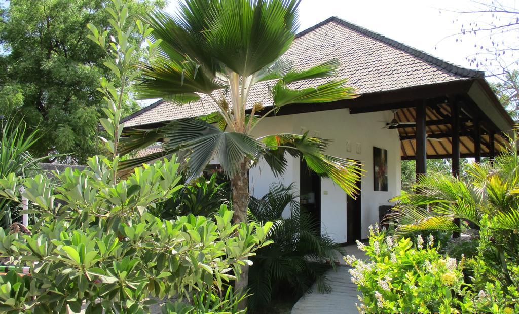 Taman Dewi Sri Villa Et Bungalow بيموتيران المظهر الخارجي الصورة