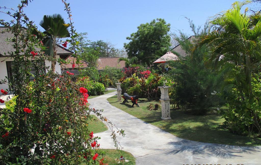 Taman Dewi Sri Villa Et Bungalow بيموتيران المظهر الخارجي الصورة