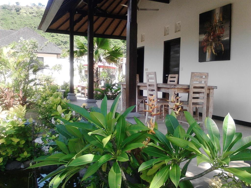 Taman Dewi Sri Villa Et Bungalow بيموتيران المظهر الخارجي الصورة