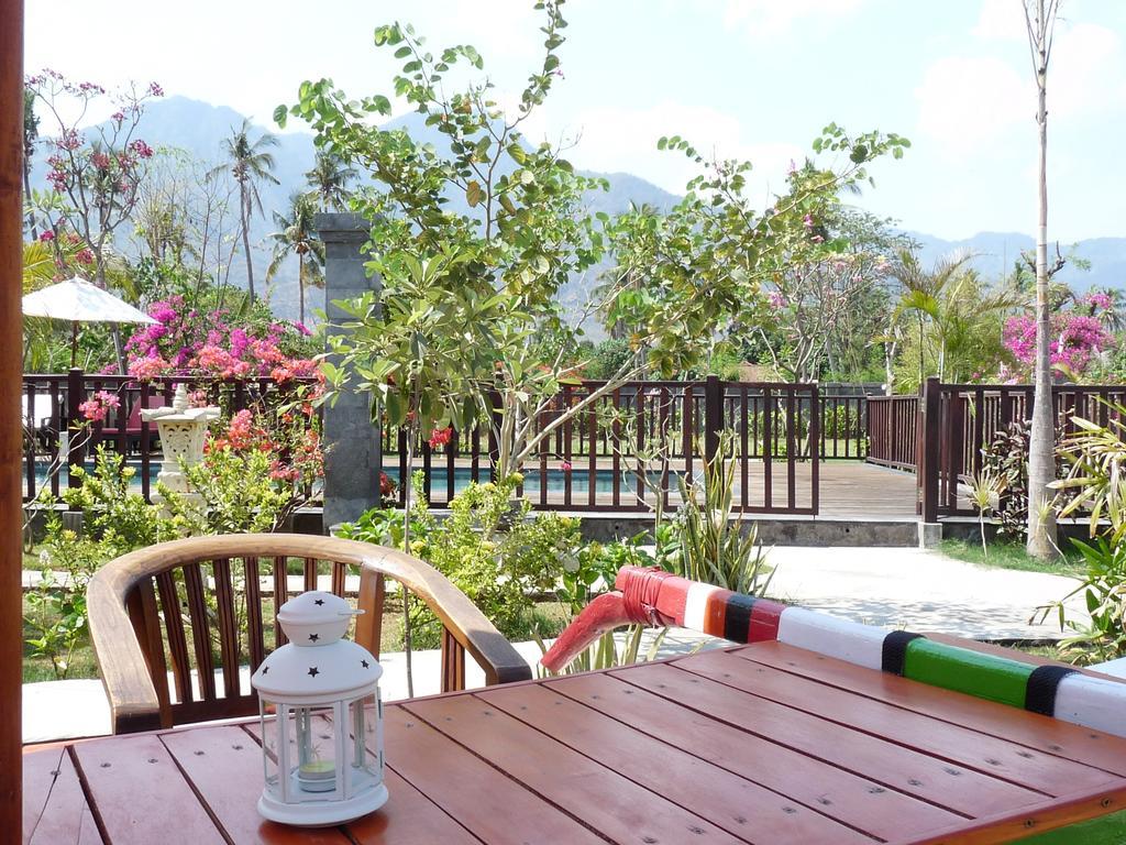 Taman Dewi Sri Villa Et Bungalow بيموتيران المظهر الخارجي الصورة