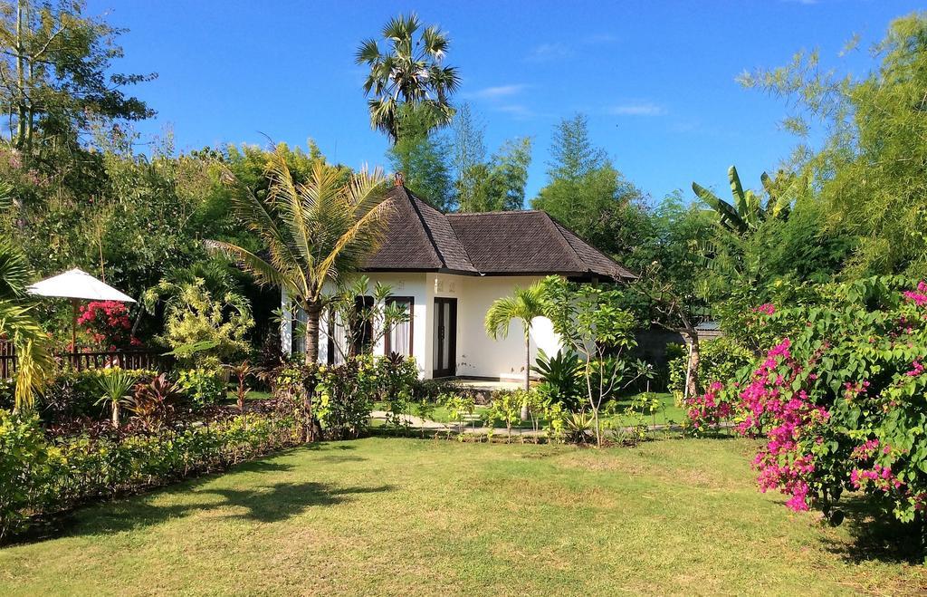 Taman Dewi Sri Villa Et Bungalow بيموتيران المظهر الخارجي الصورة