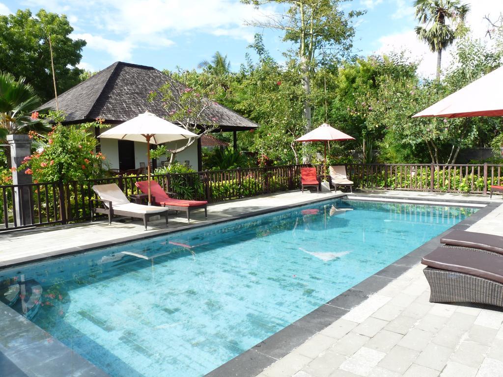Taman Dewi Sri Villa Et Bungalow بيموتيران المظهر الخارجي الصورة