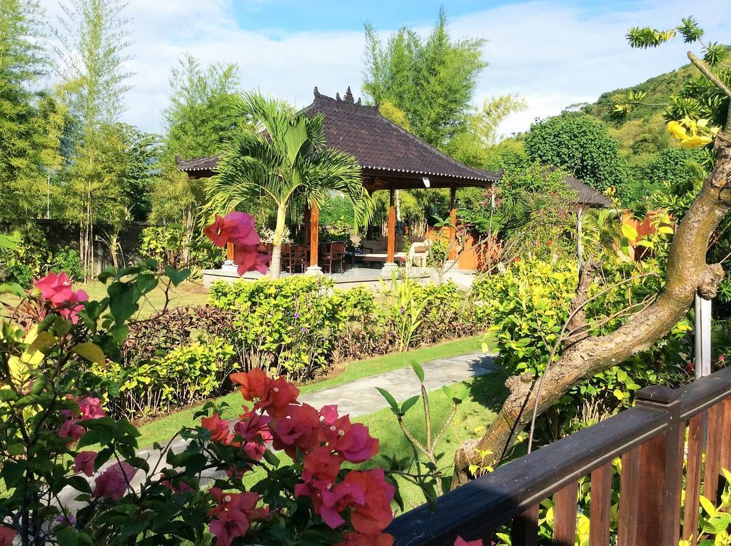 Taman Dewi Sri Villa Et Bungalow بيموتيران المظهر الخارجي الصورة