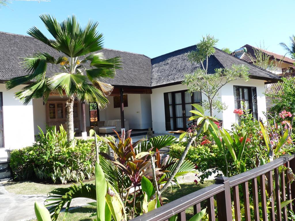 Taman Dewi Sri Villa Et Bungalow بيموتيران المظهر الخارجي الصورة