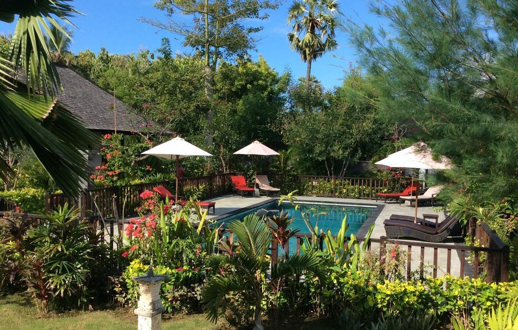 Taman Dewi Sri Villa Et Bungalow بيموتيران المظهر الخارجي الصورة