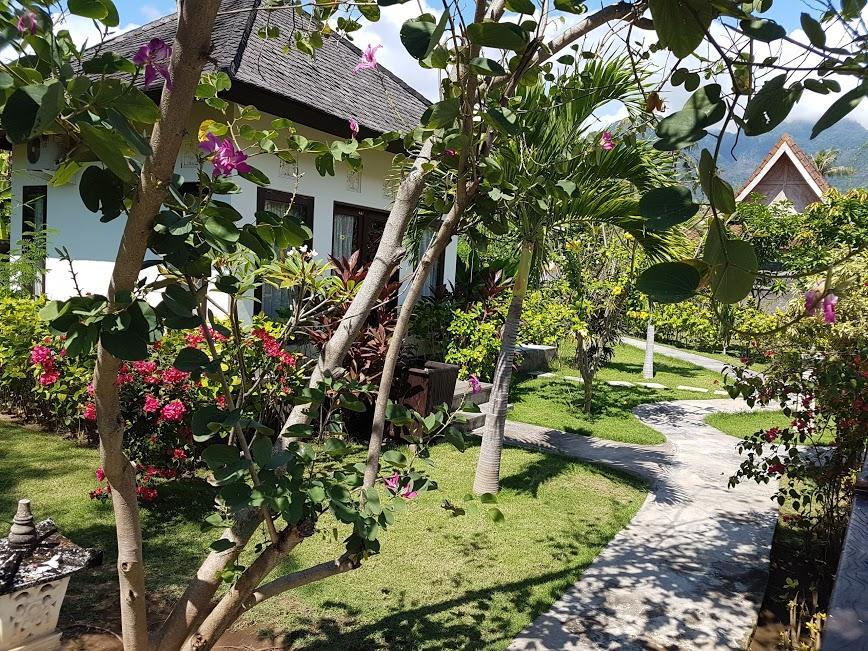 Taman Dewi Sri Villa Et Bungalow بيموتيران المظهر الخارجي الصورة